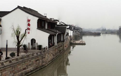 张焱：奔驰2024年的目标仍是“高质量发展”